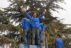 鄭州超前涂料歡迎您！專業(yè)真石漆生產(chǎn)廠家